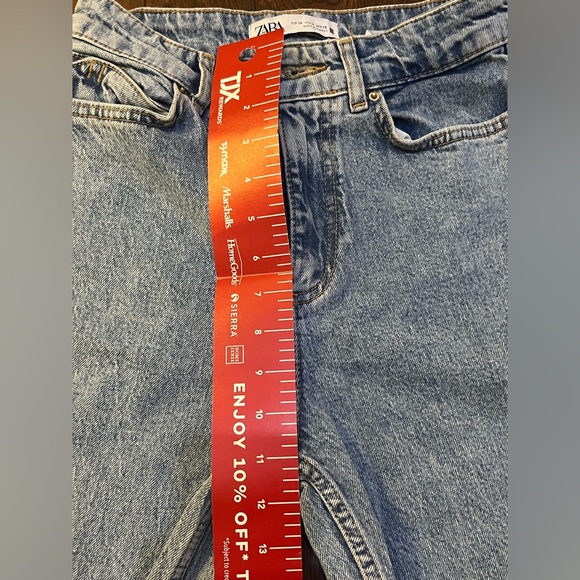 Zara Classic Blue high waisted Jeans - Picture 11 of 12